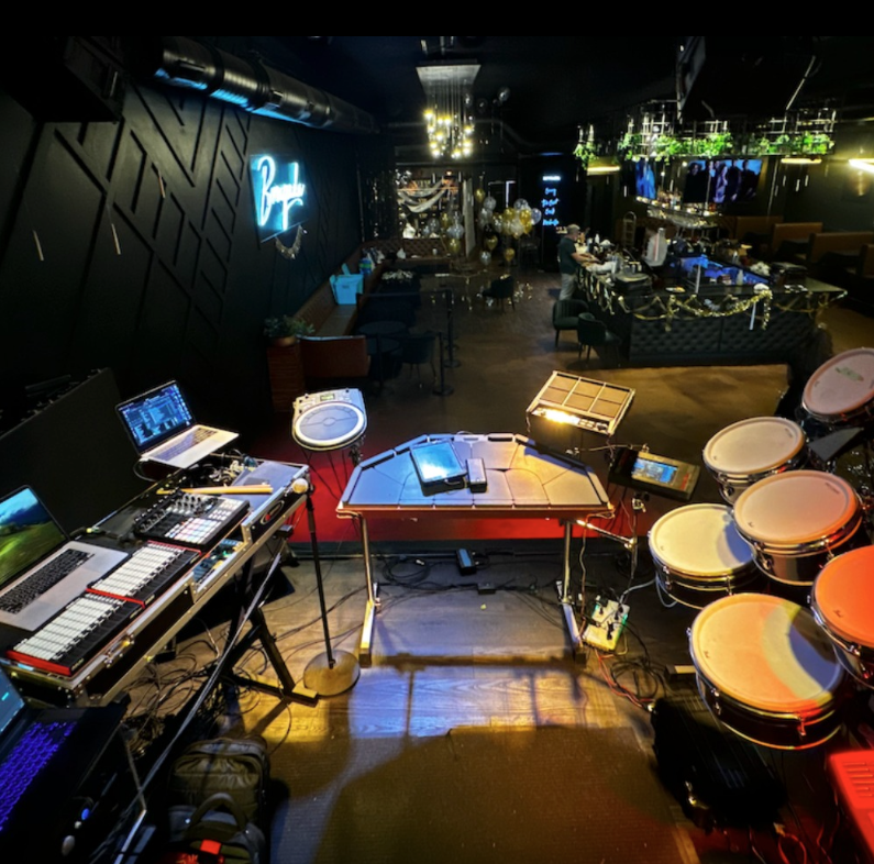 DJ Drums live Hybrid (DJ + Drums) performance